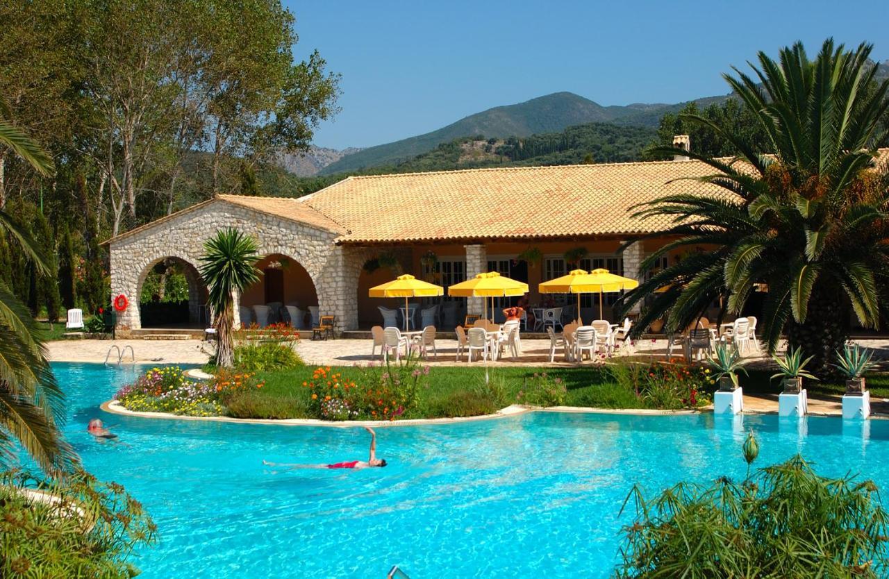 St.George'S Bay Country Club & Spa Akharávi Eksteriør bilde